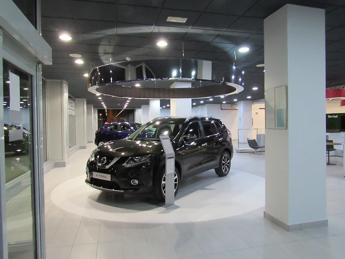 Reforma comercial de exposición Nissan Gran Canaria