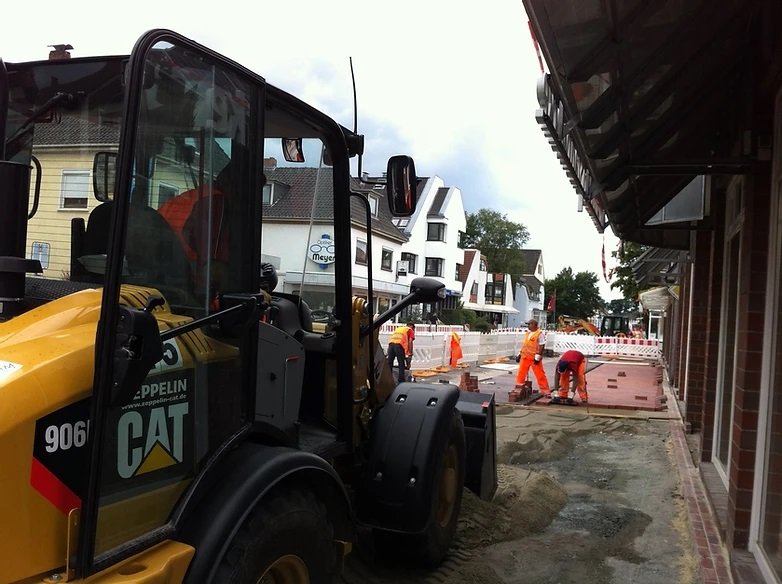 Adecuación de zona peatonal en Lilienthal