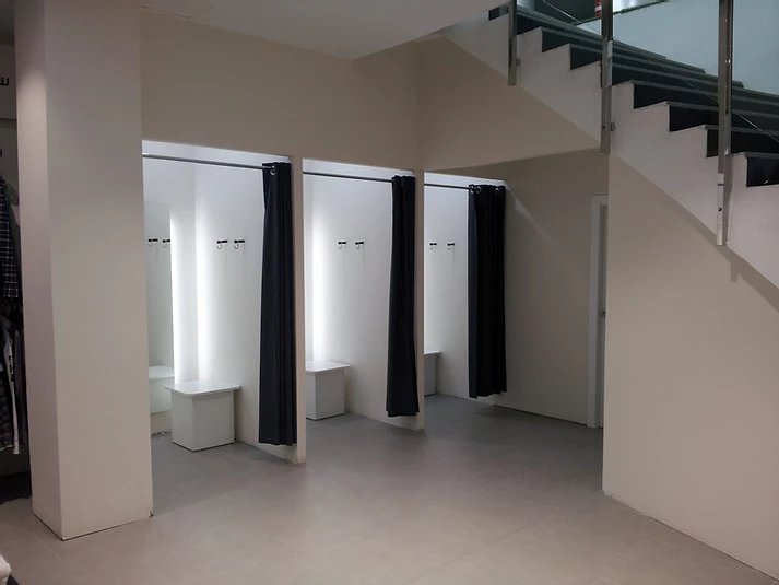 Instalaciones eléctricas para comercio en Tienda Hensi Gran Canaria